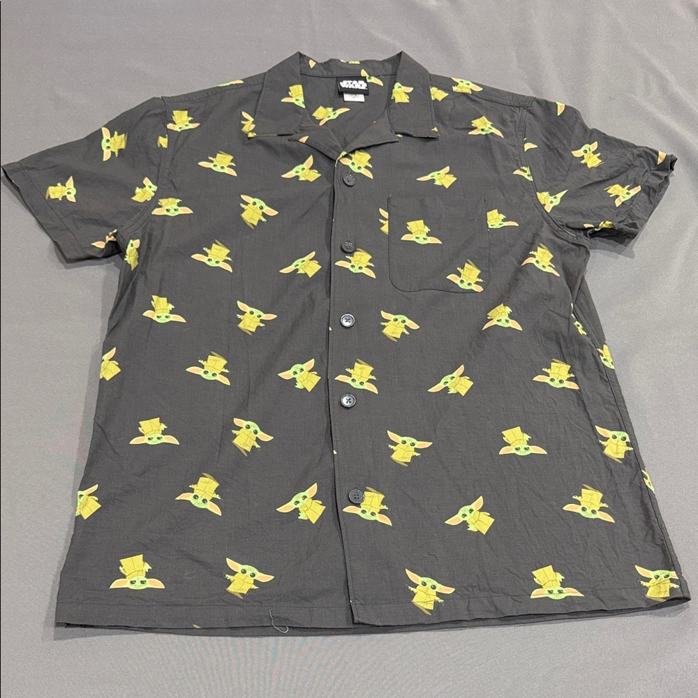 Star Wars Gray Shirt with Grogu (Baby Yoda)  Design